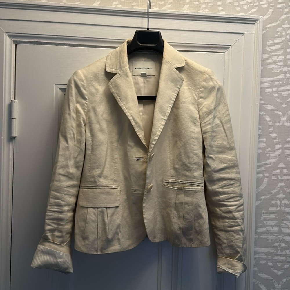 Banana Republic women’s blazer